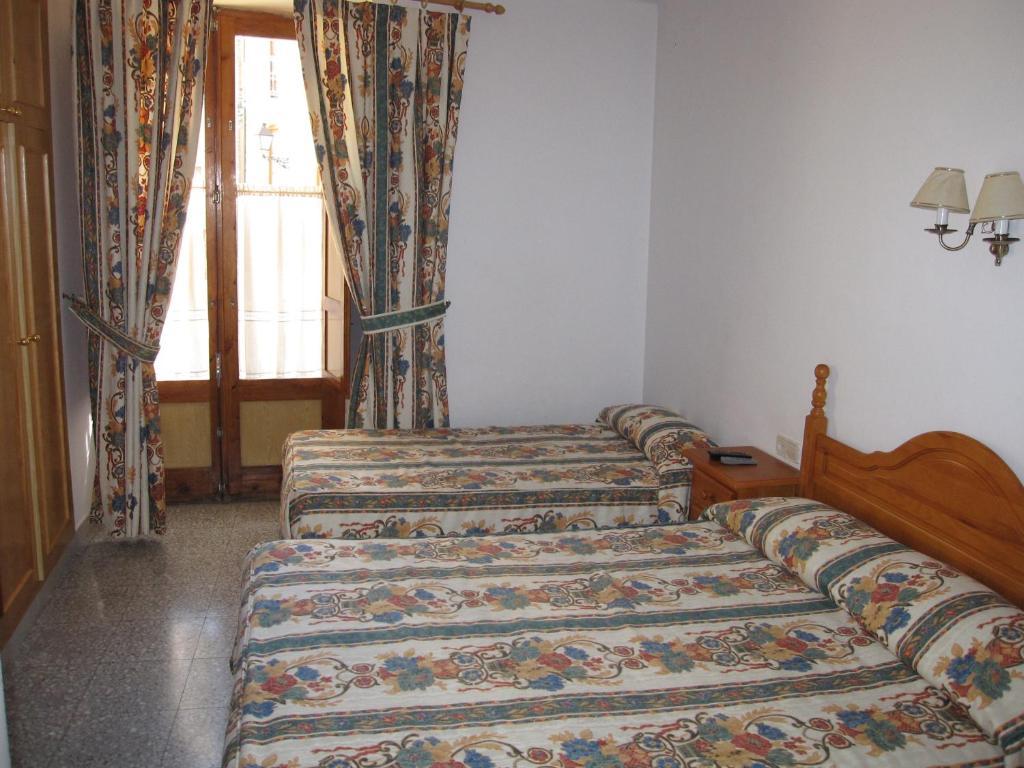 Fonda Agusti Hotel Esterri d'Àneu Værelse billede
